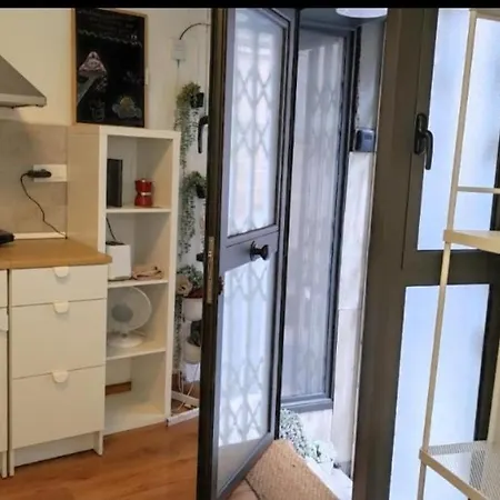 With Bathroom, Refrigerator And Microwave * Barcelona